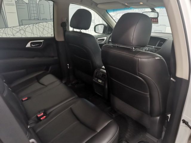 Купить б/у Nissan Pathfinder, 2015 год, 249 л.с. в Челябинске